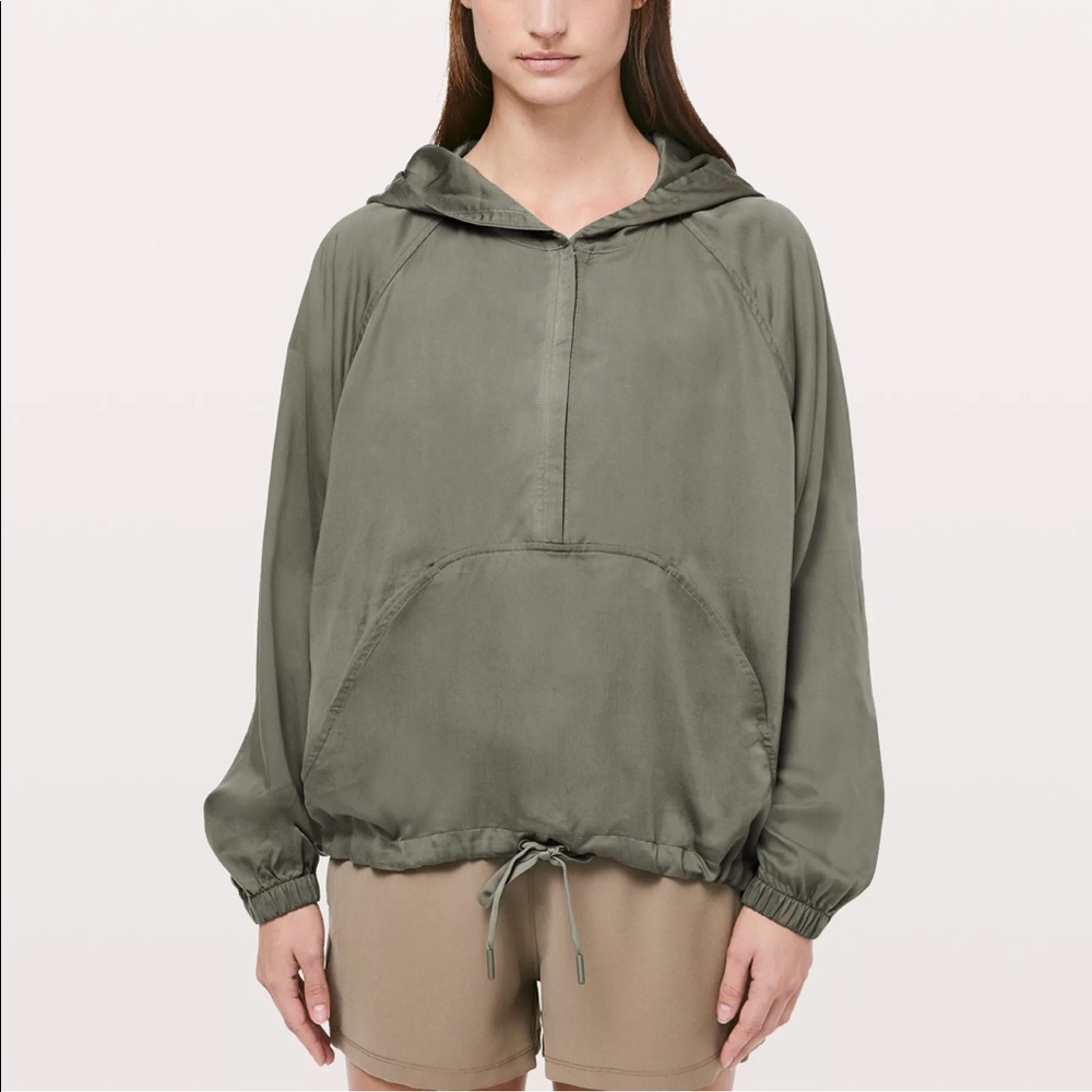 Lululemon athletica city stroll hoodie sz6